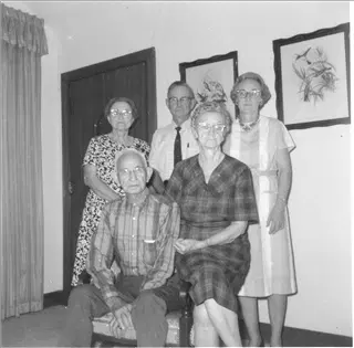 small_edna-ralph-rachel-lymon teter-wife.webp